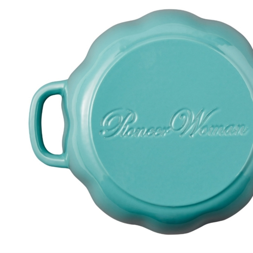 ❤️ New Teal 3.5 Qt Pumpkin Dutch Oven by The Pioneer Woman - Picture 3 of 7